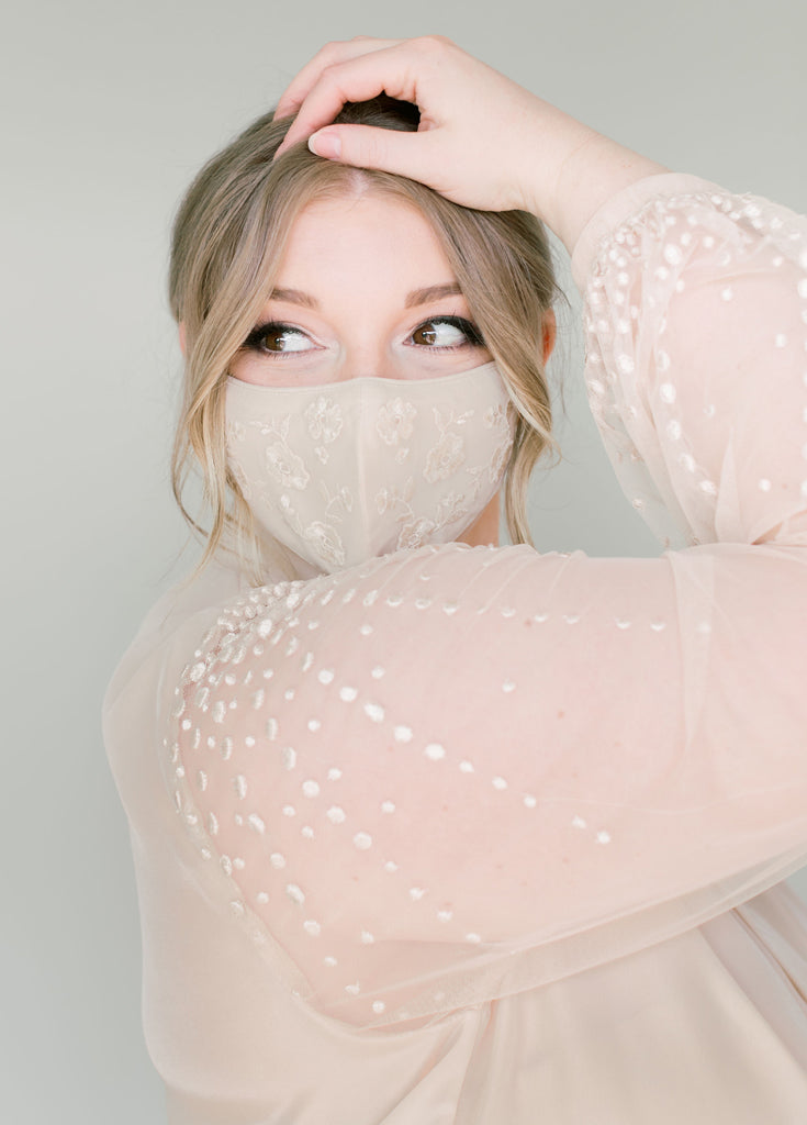 ALANNA ROBE- CHAMPAGNE - Robed With Love