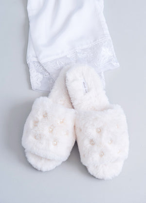 Bridal bedroom online slippers